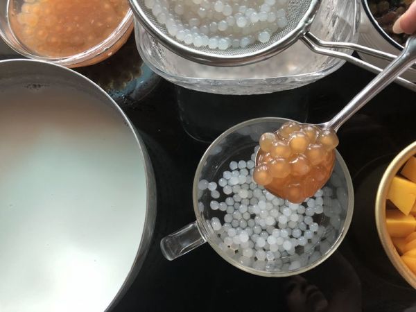 珍珠西米蜜豆椰汁