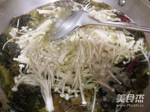 酸汤肥羊煲的做法