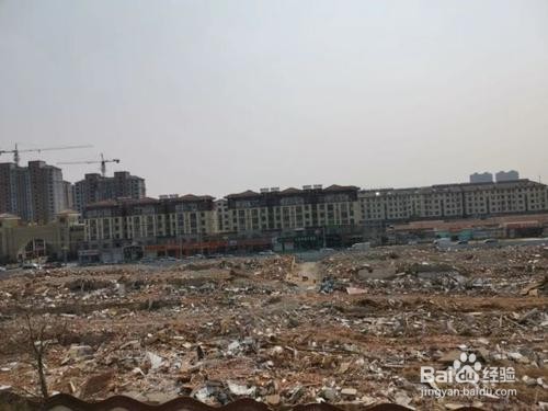 小产权住满了人政府怎么拆