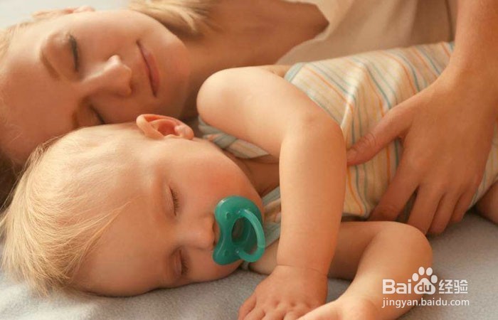 宝宝的头睡偏了怎么办