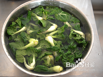 原汁原味的老火靓汤----青菜煲芋艿靓汤