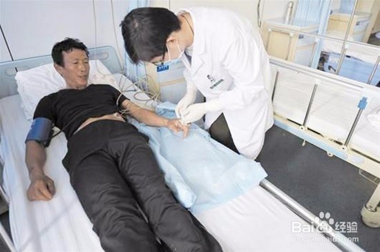 野外毒蛇咬伤的诊断方法及急救措施