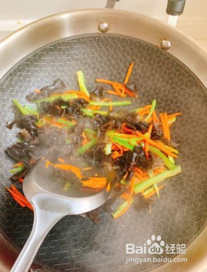 家常版鱼香肉丝的做法