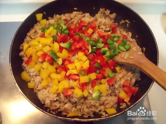 鸡肉蘑菇焖饭怎么做?