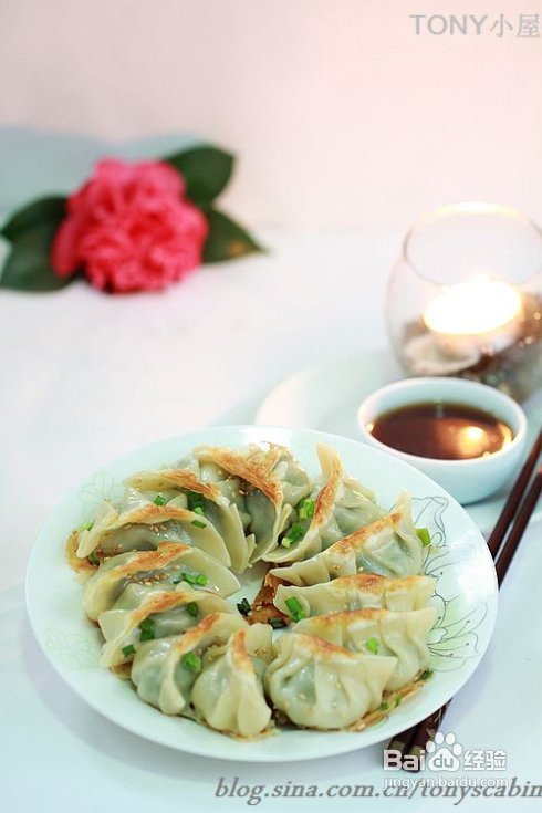 Tony小屋家8个独门秘籍分享这个冬天最好吃的金丝边煎饺