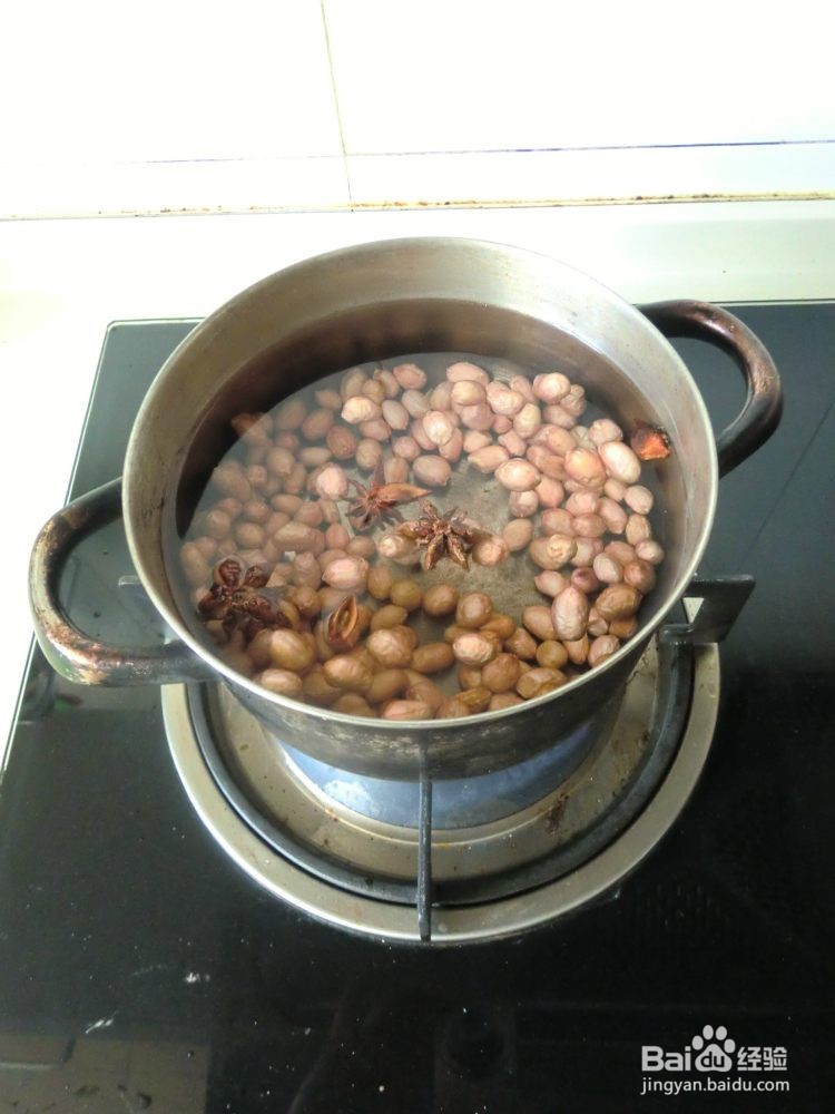 绿色食品花生拌芹菜