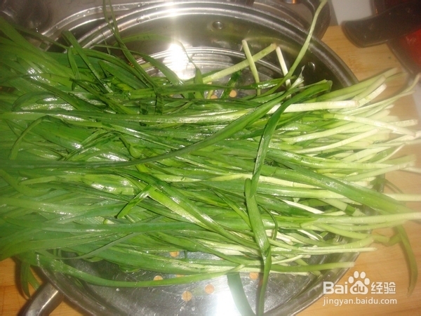 猪肉韭菜包子的做法