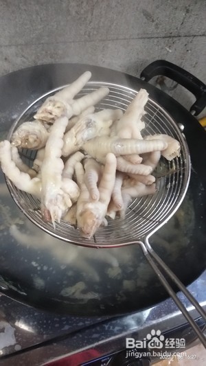 红烧鸡爪的做法