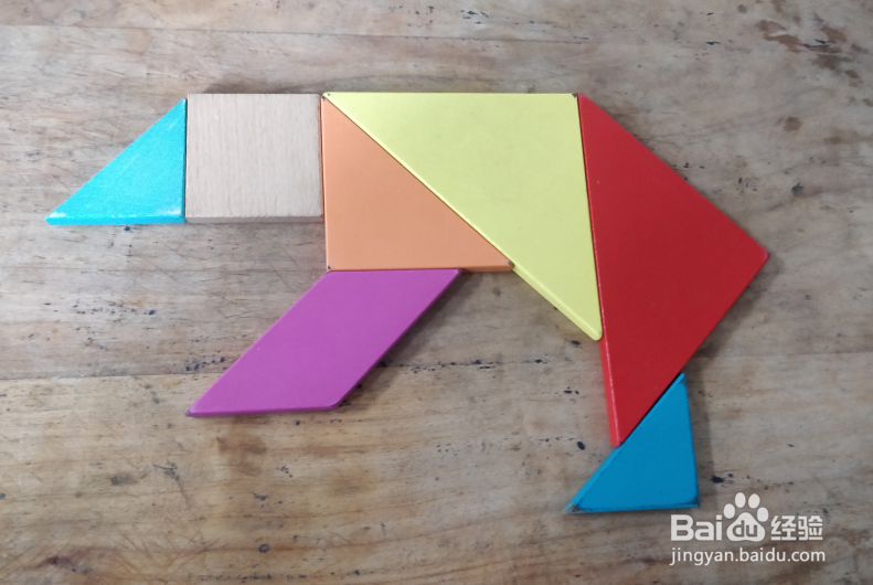 用七巧板怎样拼一只爬冰的北极熊？