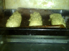 调理肉松面包的做法