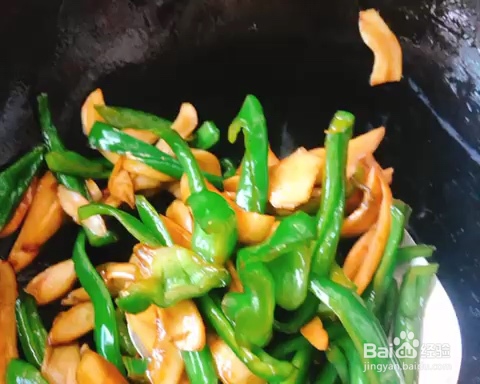 看完就会的青椒素炒杏鲍菇