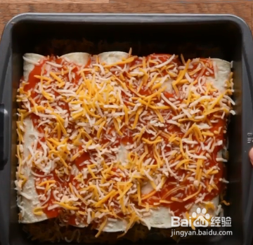 鸡肉辣酱玉米卷