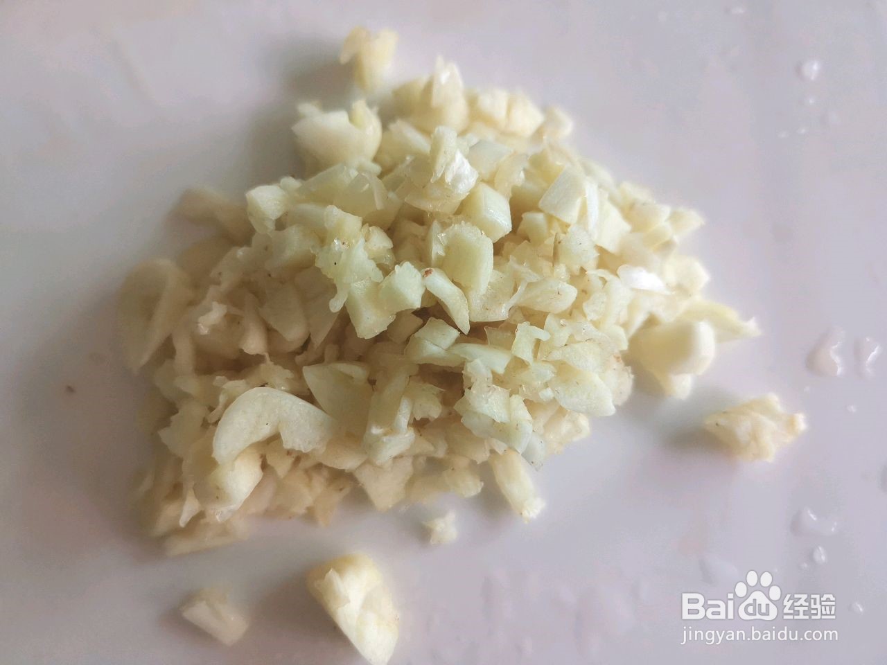 蒜香金针菇蒸鸡翅