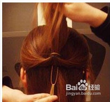 夏季盘发DIY，打造流行淑女盘发