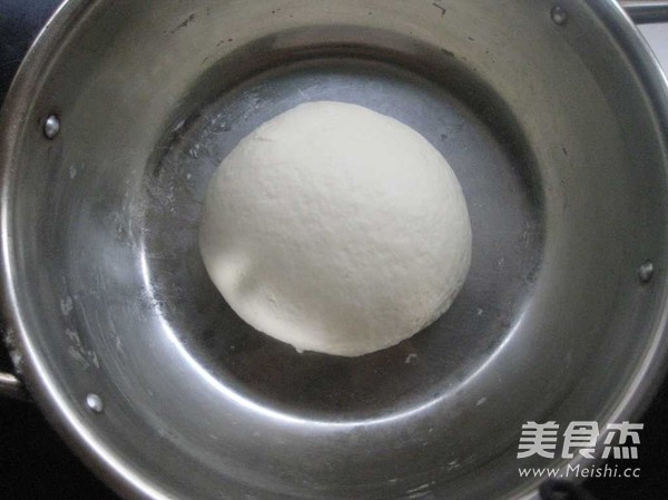 金枪鱼披萨的做法