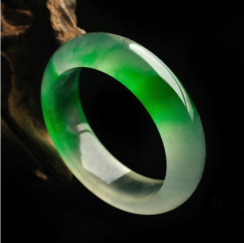 玉器收藏:翡翠的鉴别方法