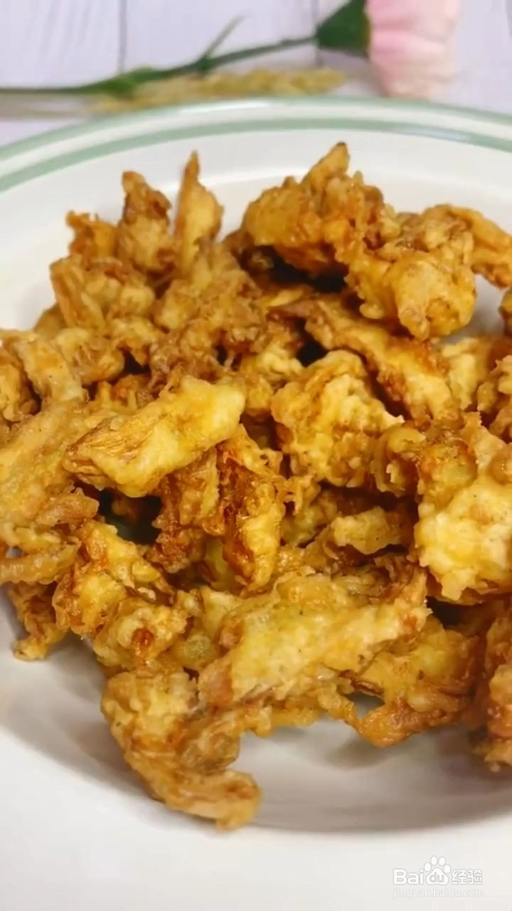 如何制作金黄酥脆的炸蘑菇