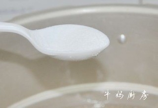 滋补极品:海参龙骨汤