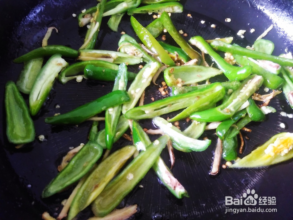 青椒炒干笋的做法