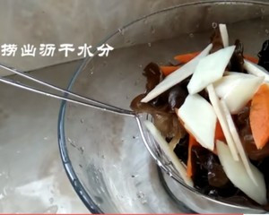 山药炒木耳 的简单制作