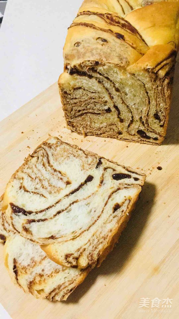 大理石纹豆沙吐司