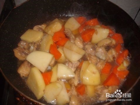 怎么做番茄土豆焖鸡肉