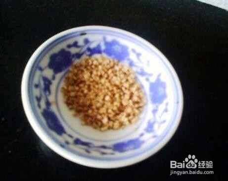 街边油炸臭豆腐的做法