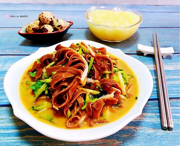 黄瓜凉拌牛百叶