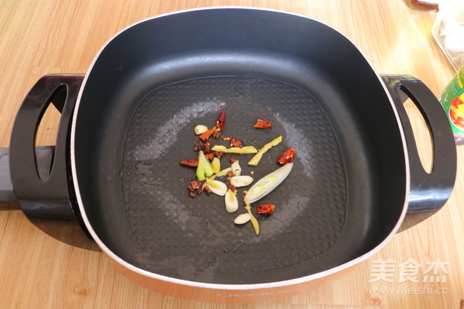 辣烧花蛤的做法