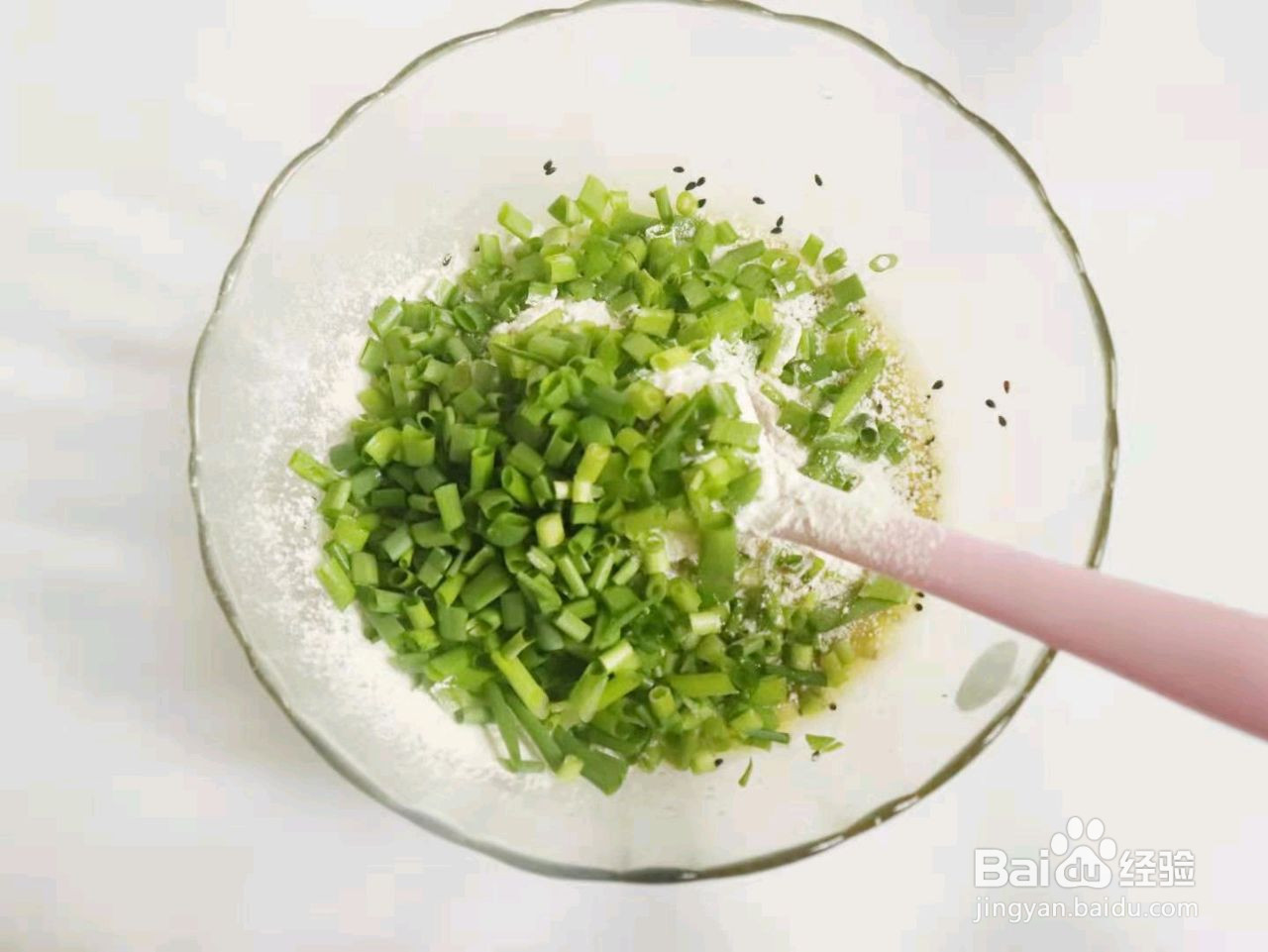 不用打发的葱花小饼的做法