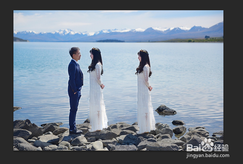 PS如何复制并移动人物