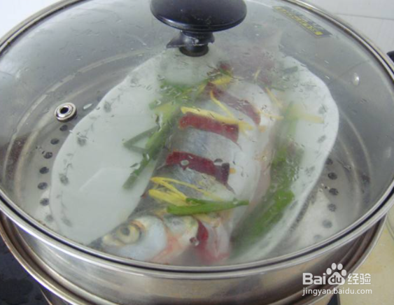 如何做清蒸鲤鱼