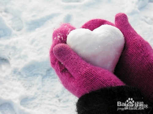 一到冬天手脚冰凉的人伤不起，怎样让手脚暖和呢