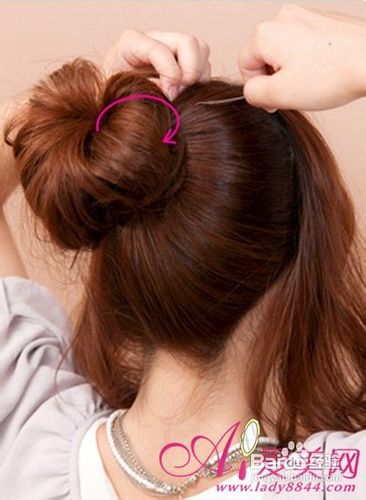 简单韩式盘发优雅秒杀高富帅