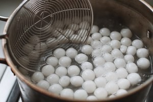 草莓汤圆乳酪热烤三明治