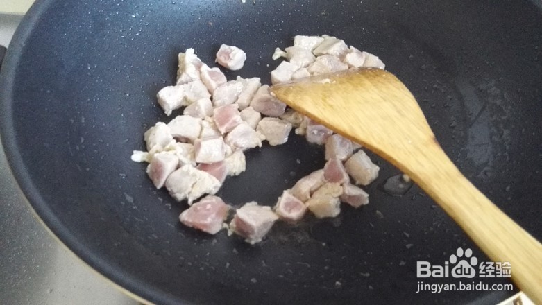 怎么做出美味爽口的肉丁小炒