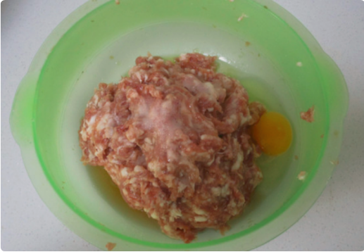 炸肉丸子的家常做法是怎样的