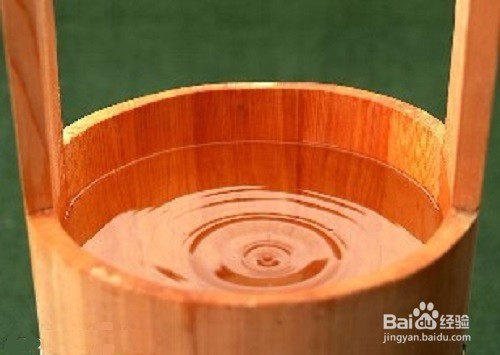 怎样给婴幼儿布置一个安全的居室环境