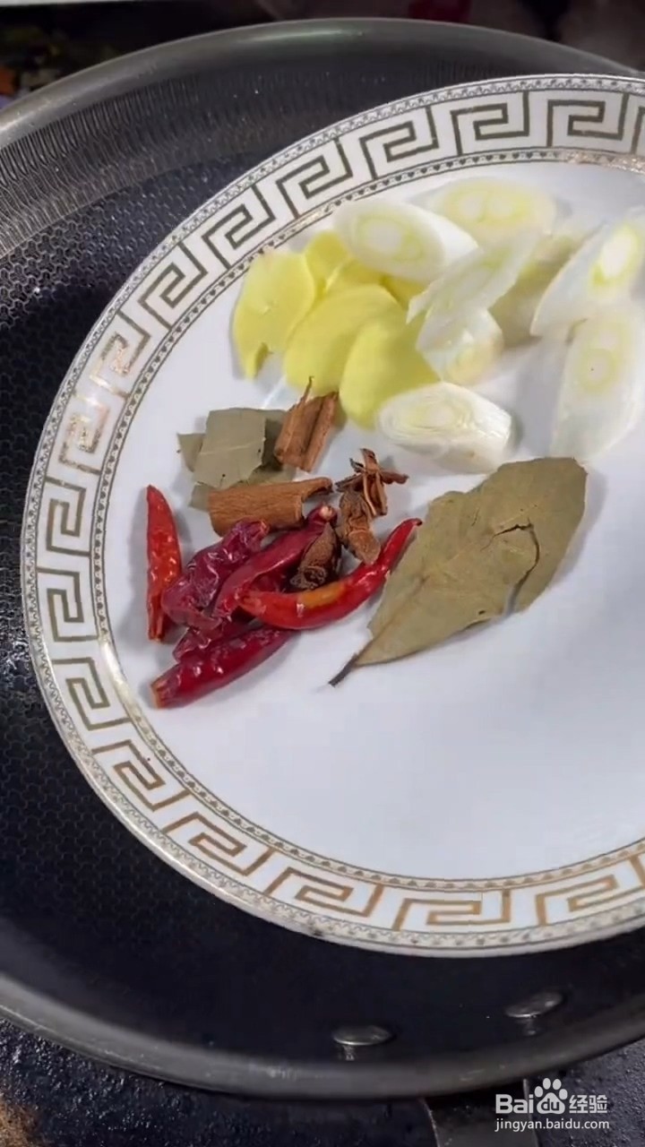 排骨炖粉条如何制作非常好吃