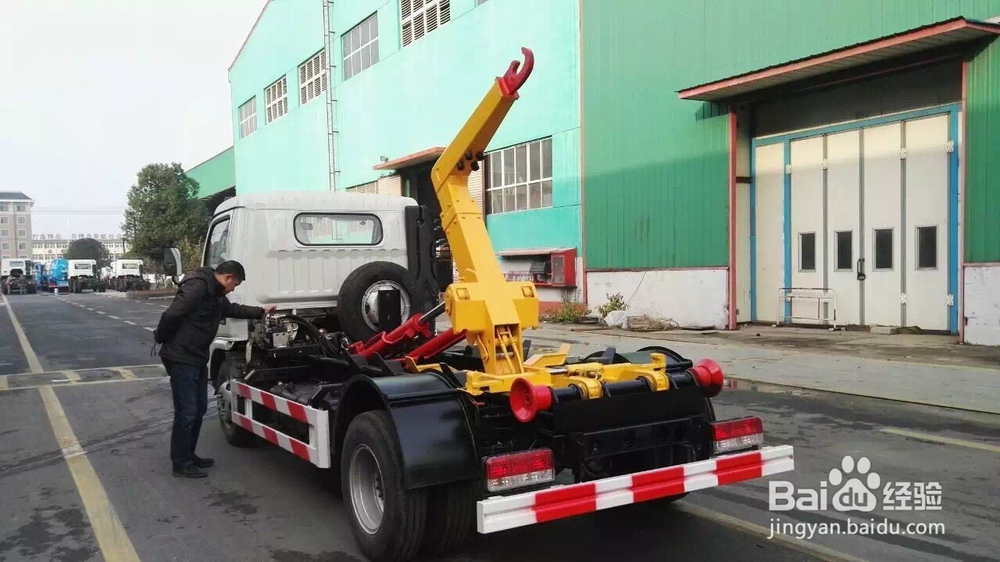 勾臂垃圾车参数,在哪买勾臂垃圾车