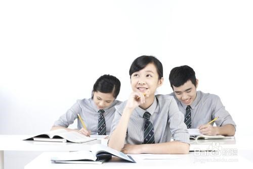 如何自学法律