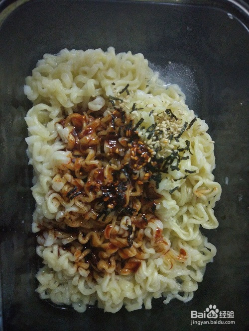 在宿舍怎么煮火鸡面？没有锅怎么煮火鸡面？