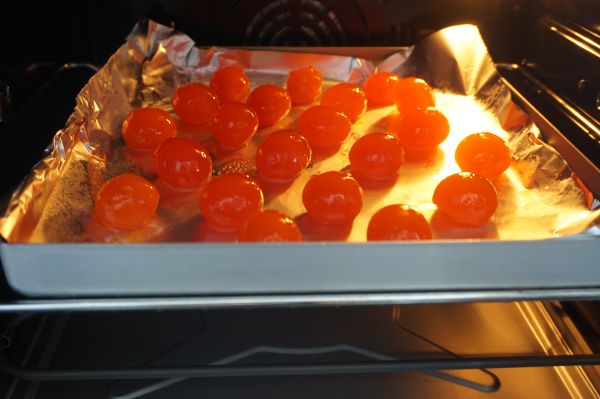 酥皮奶黄流沙月饼