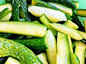 养生食补腌制黄瓜的做法