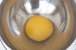 教你怎么做萌鸡奶黄面包