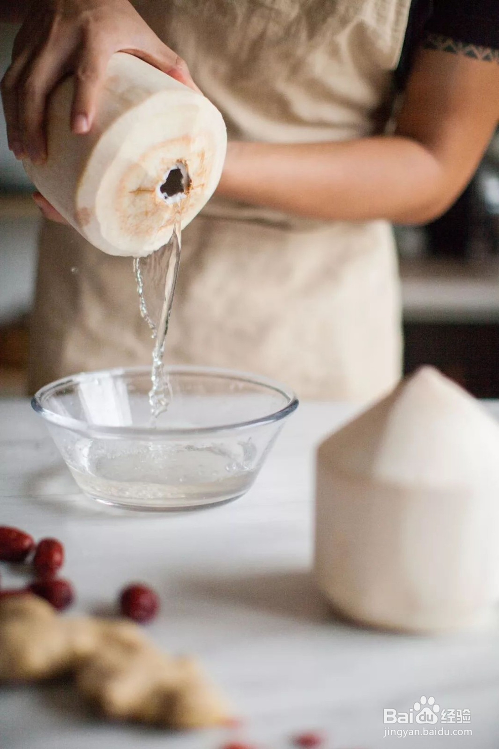 原盅椰子乌鸡汤怎么做