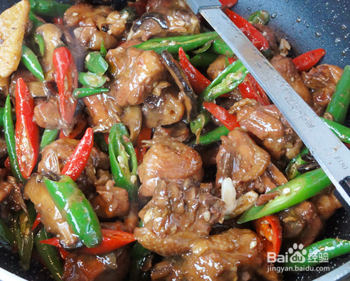 如何做出好看又好吃的莱芜炒鸡?
