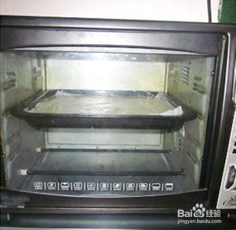 简易蛋糕的做法——草莓方蛋糕