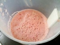 冰凉解暑的西瓜汁