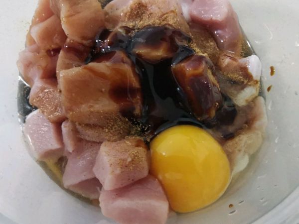 秘制蒜香烤肉肉